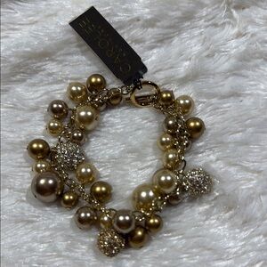 Carolee Gold and Cream Beaded Bracelet